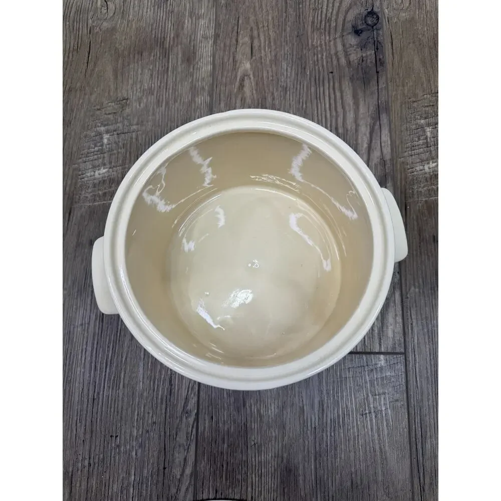 Nelson McCoy Pottery Company this vintage